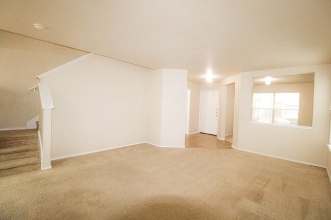 Building Photo - 16130 Branching Oaks