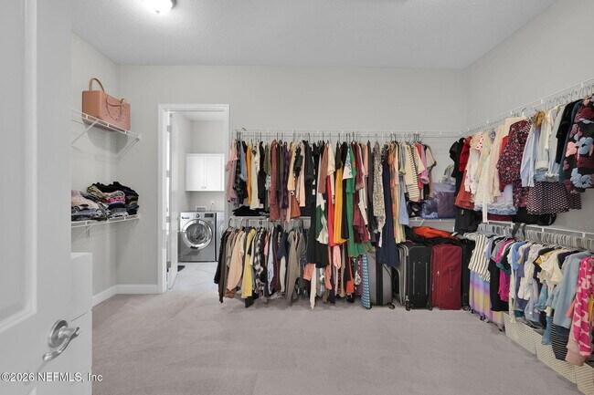 Building Photo - 247 Huguenot Ln