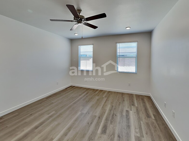 Building Photo - 13112 N Serenity Vly Dr