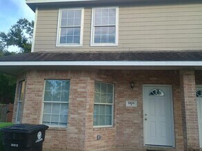 Building Photo - 8106 Rhobell St