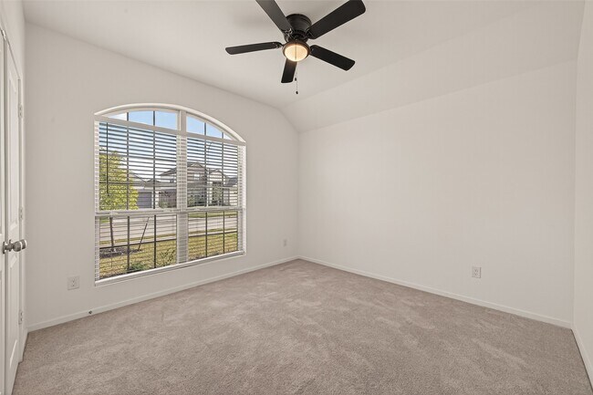 Building Photo - 7910 Eagle Crk Ln