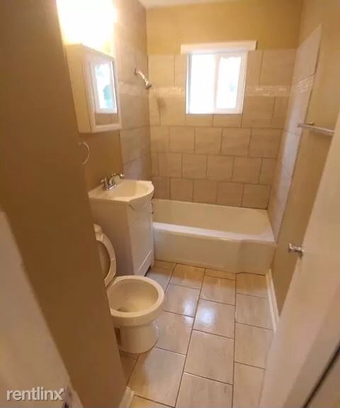 Building Photo - 3 br, 1 bath House - 3324 N 57th Ave