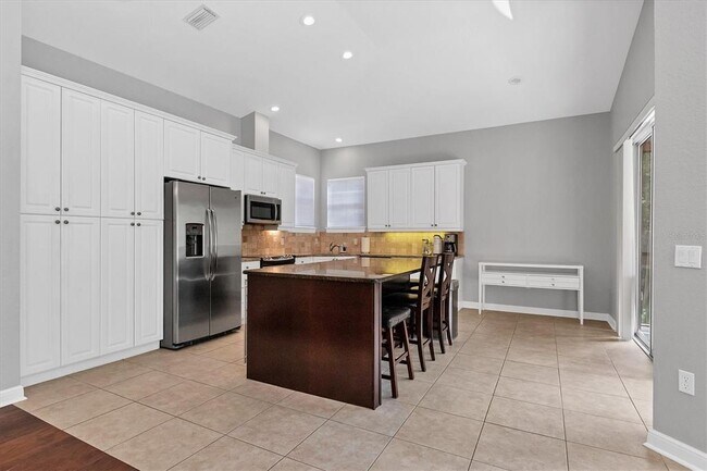 Building Photo - 5509 46th Ct W