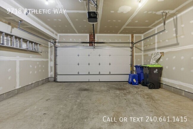 Building Photo - 9718 Athletic Way