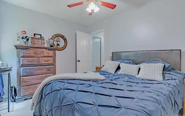 Building Photo - 1207 Hunters Run Cove