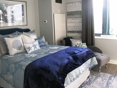 Building Photo - Stunning, Fully Renovated 2BR/2BA Condo at...