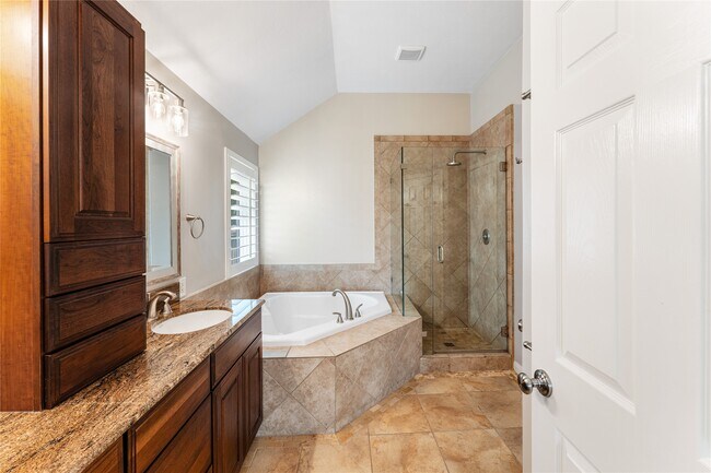 Building Photo - 5935 Sawyer Bend Ln