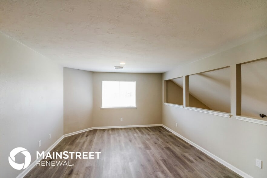 Building Photo - 2910 Fawn Ct