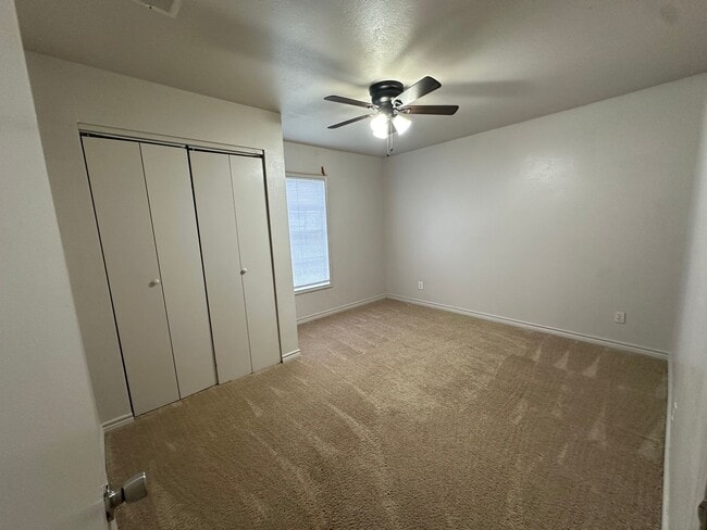 Building Photo - 507 FM156