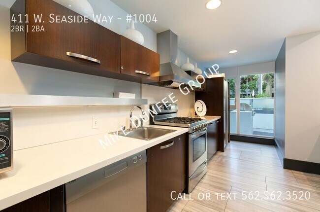 Building Photo - 411 W Seaside Way