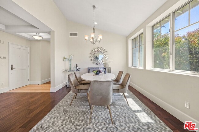 Building Photo - 1751 Appian Wy