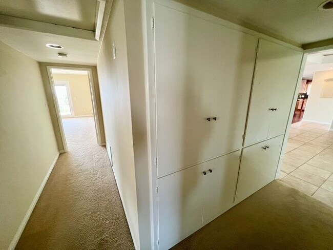 Building Photo - Beautiful 4-Bedroom Home with Modern Upgrades – Spacious 2,820 Sq Ft