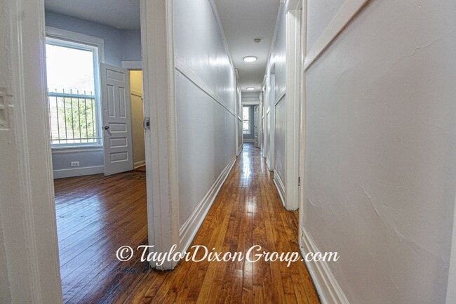 Building Photo - 5407 S Indiana Ave