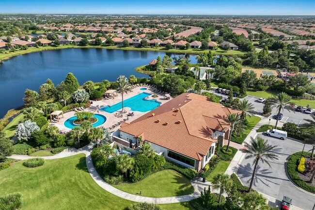 Building Photo - 5363 Vaccaro Ct
