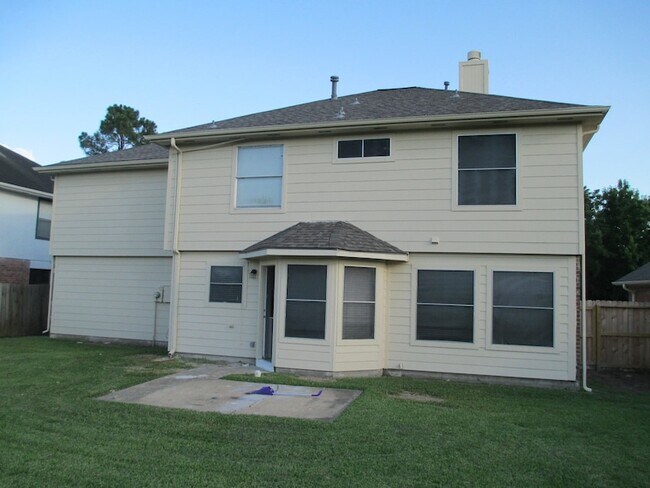 Building Photo - 16714 Cheshire Pl Dr