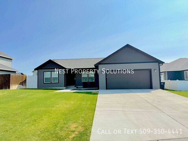 Building Photo - 551 Battery Dr