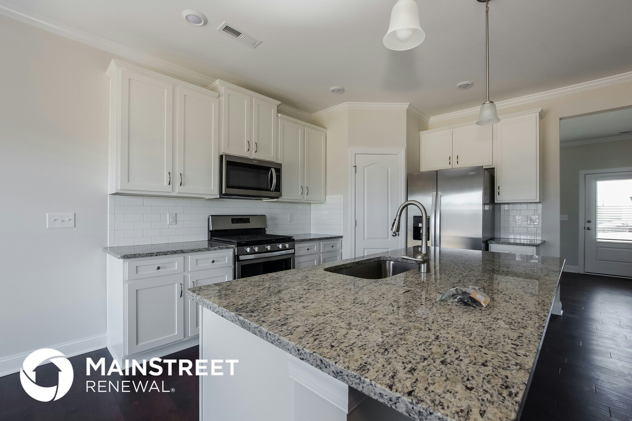 Building Photo - 2139 Vecchio Dr