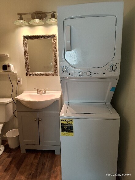 Building Photo - 3516 Rhoda Ln