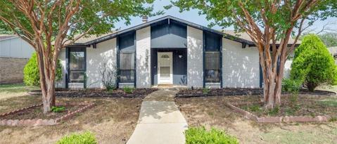 Primary Photo - 3321 Pinion Dr