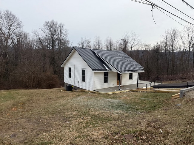 Building Photo - 520 Virginia Ave