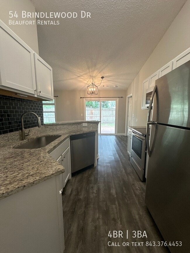 Building Photo - 54 Brindlewood Dr
