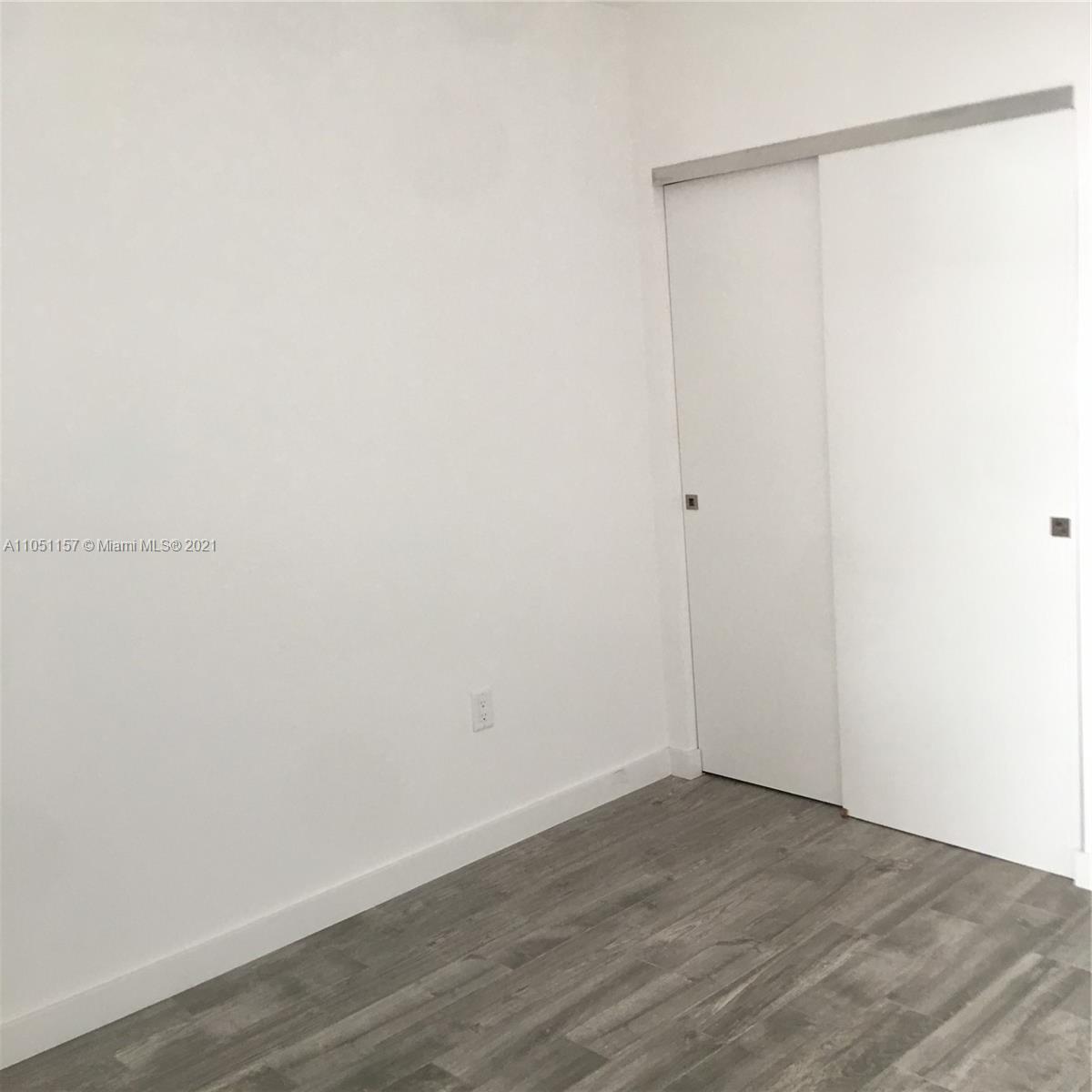 Building Photo - 1035 Euclid Ave