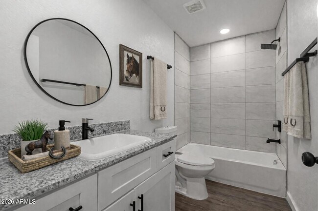 Building Photo - 113 N 88th Pl