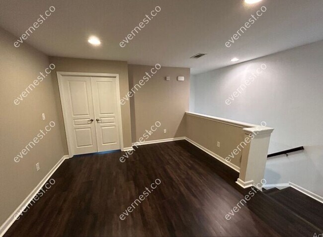 Building Photo - 1624 Lenox Overlook Rd