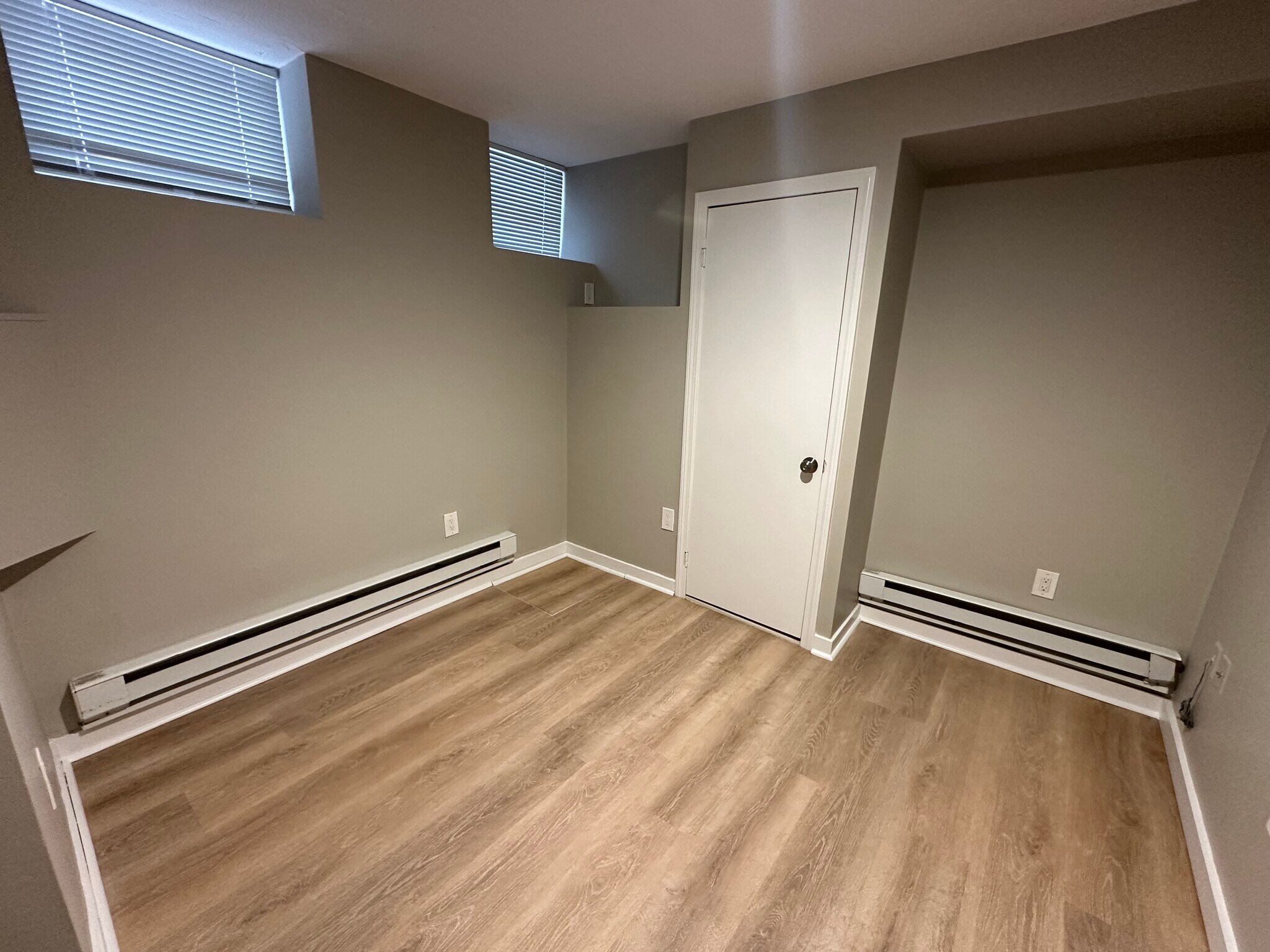 Building Photo - 40 Medford St