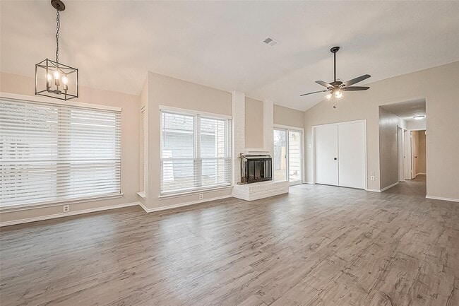 Building Photo - 9247 Autumnsong Dr