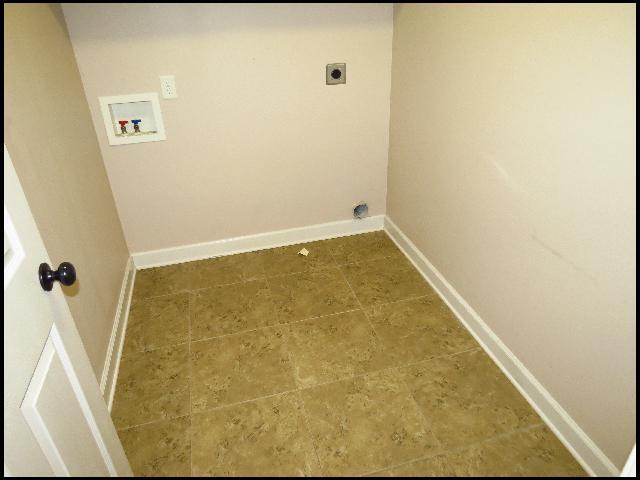 Building Photo - 1005 Puritan Dr