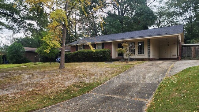 Building Photo - 3814 Meadowcliff Dr