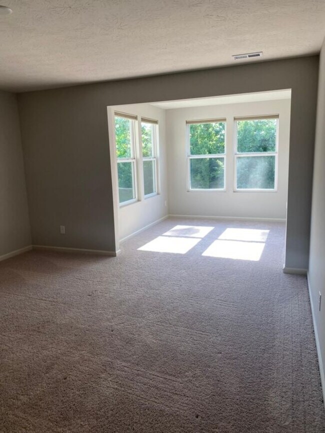 Building Photo - 13484 Dewpoint Ln