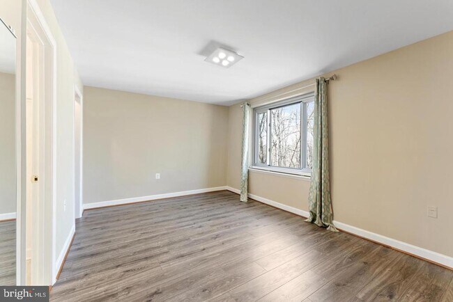 Building Photo - 4410 Briarwood Ct N