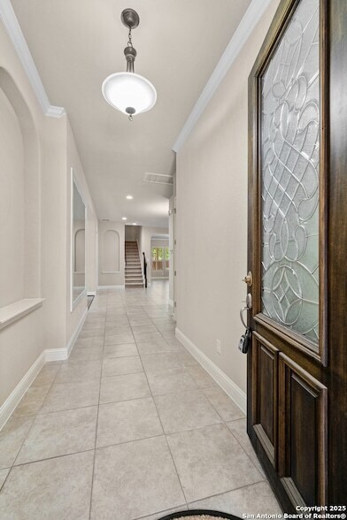 Building Photo - 723 Viento Point