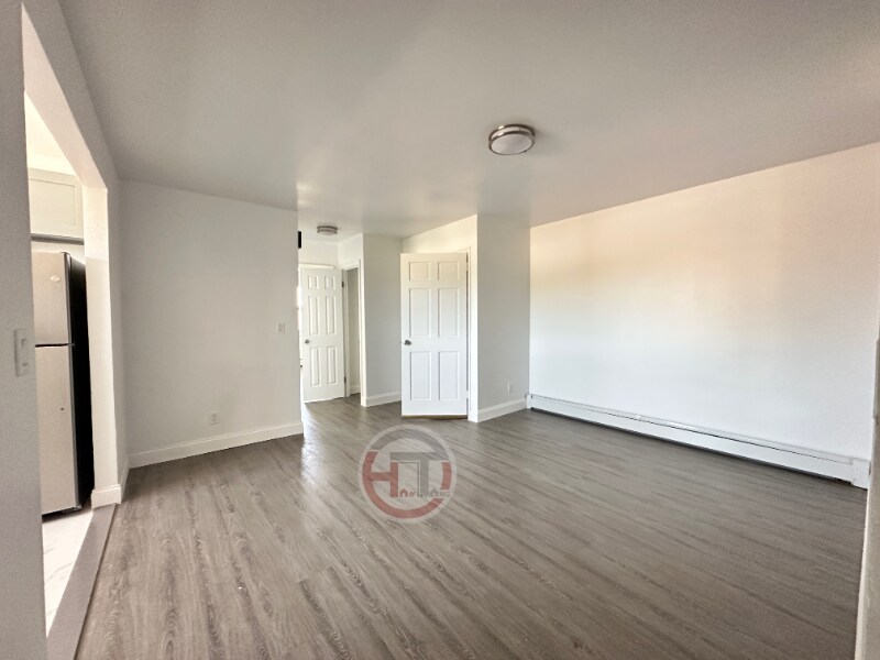 Building Photo - 3250A Lucerne St