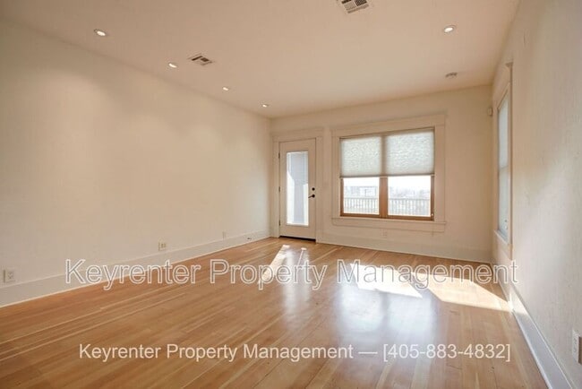 Building Photo - 812 NW 7th St