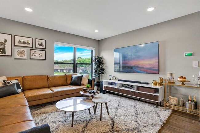 Building Photo - 8665 Boca Glades Blvd W