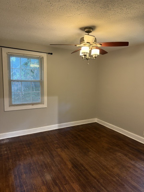 Building Photo - Two Bedroom, Two Bath home with large back yard and attached garage!