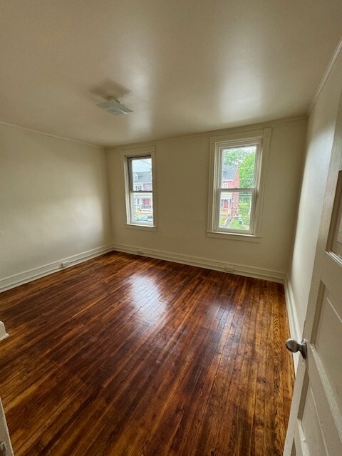 Front Bedroom - 226 E Liberty St