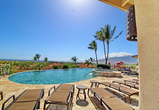 Building Photo - Tastefully Furnished and Exquisite 4 Bed/3 Bath in Hokulani Golf Villas with Ocean Views & Amenit...