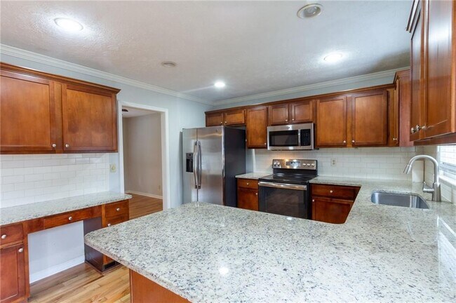 Building Photo - 3226 Hickory Bluff Dr