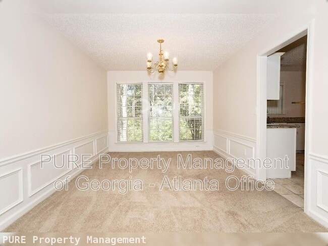 Building Photo - 3468 Chastain Glen Ln NE