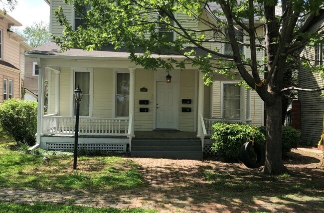 Building Photo - 1031 SW Taylor St