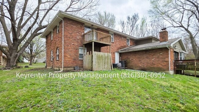 Building Photo - 1010 S Osage St