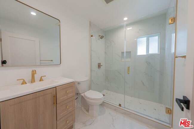 Building Photo - 7755 Day St