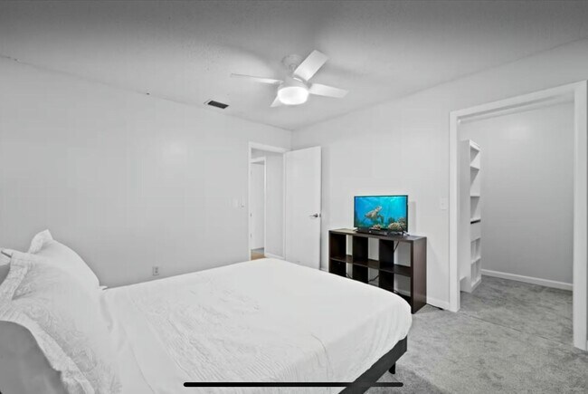 Building Photo - 11405 175th Rd N