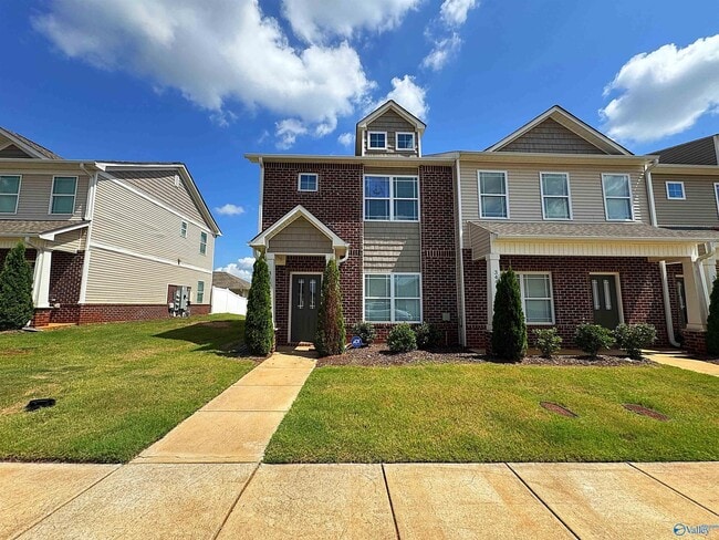 Building Photo - 346 Falling Water Ln SW