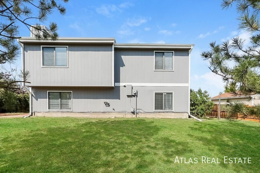 Building Photo - 2760 S Sedalia St