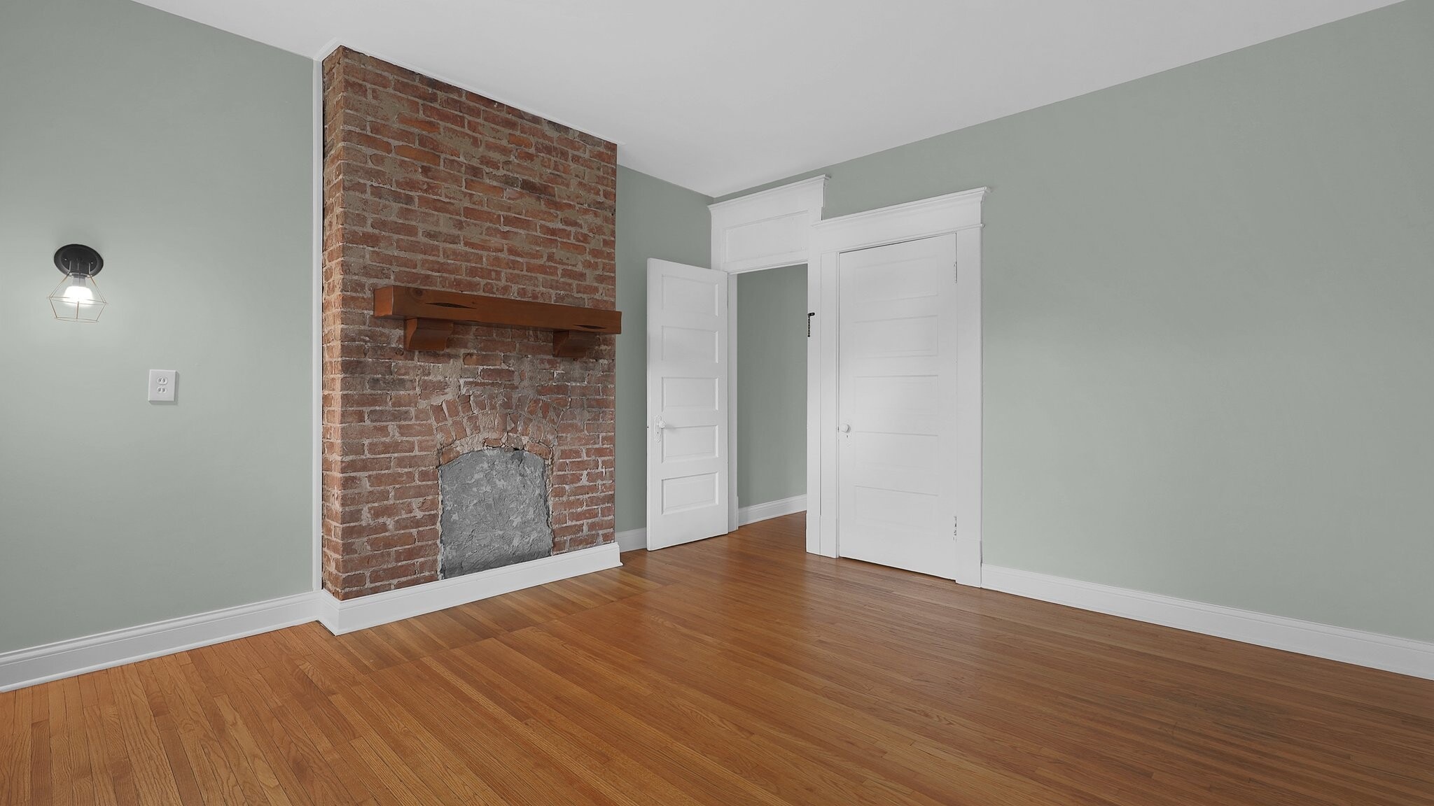Building Photo - 739 Wilson Ave